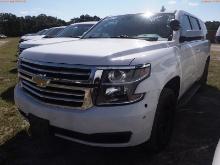10-06120 (Cars-SUV 4D)  Seller: Gov-Hillsborough County Sheriffs 2020 CHEV TAHOE