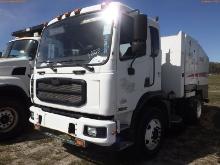 3-08223 (Trucks-Sweeper)  Seller: Gov-Manatee County 2014 AUTC XPERT