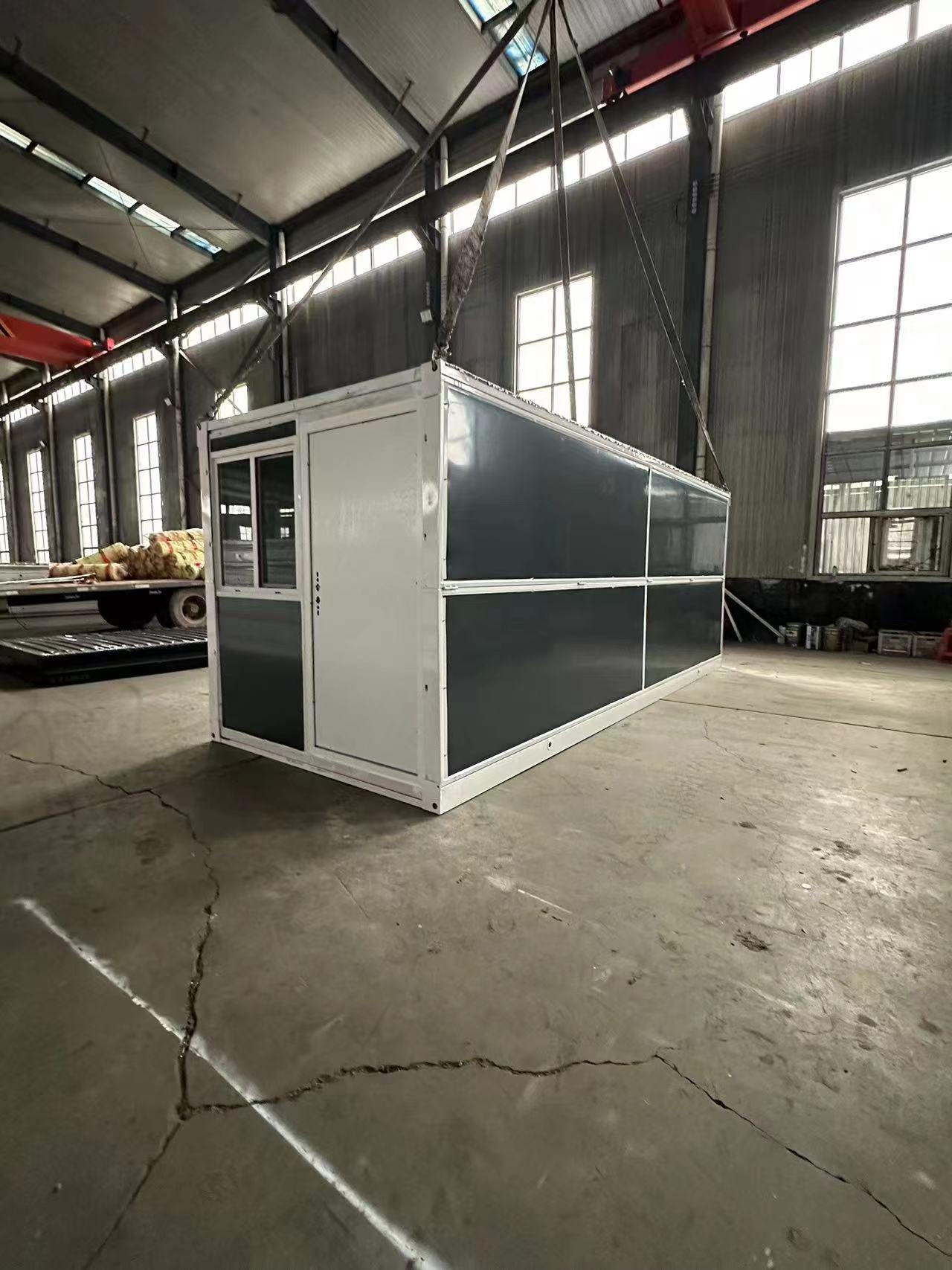 4-02280 (Equip.-Storage building)  Seller:Private/Dealer SIMPLE SPACE 19 BY 7 BY