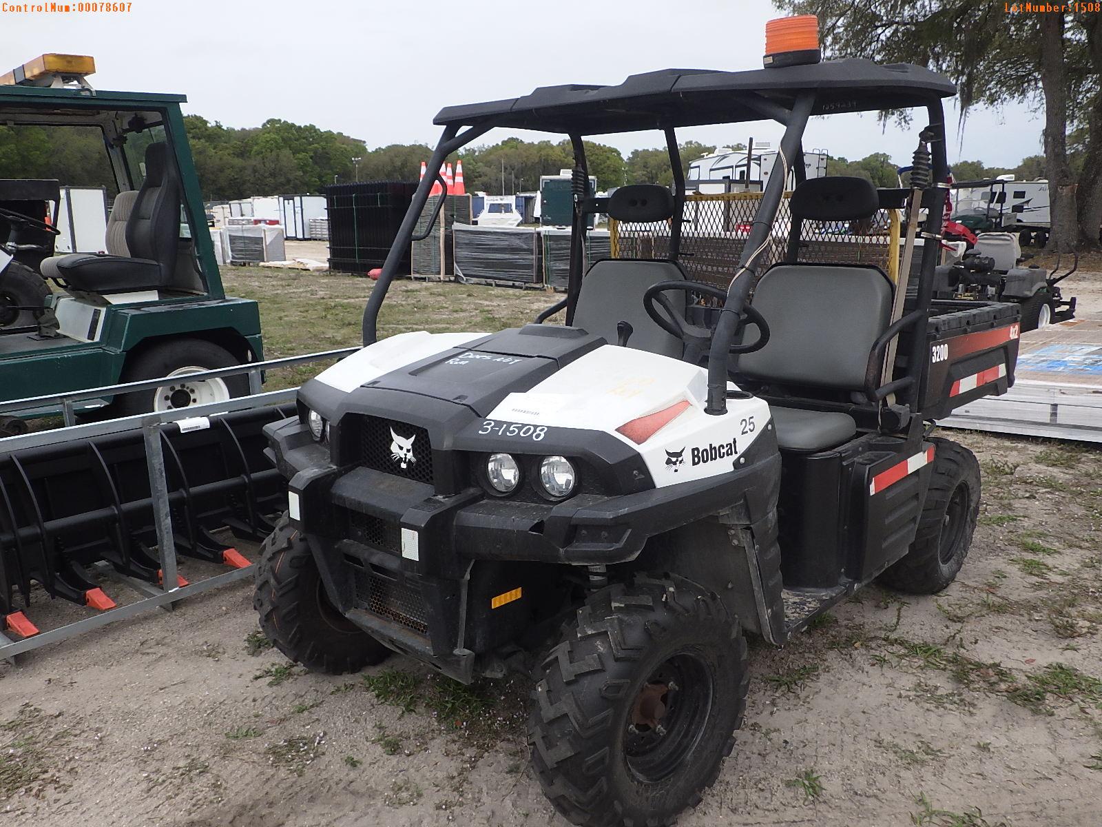 4-02128 (Equip.-Utility vehicle)  Seller: Gov-City Of Largo BOBCAT 3200 SIDE BY