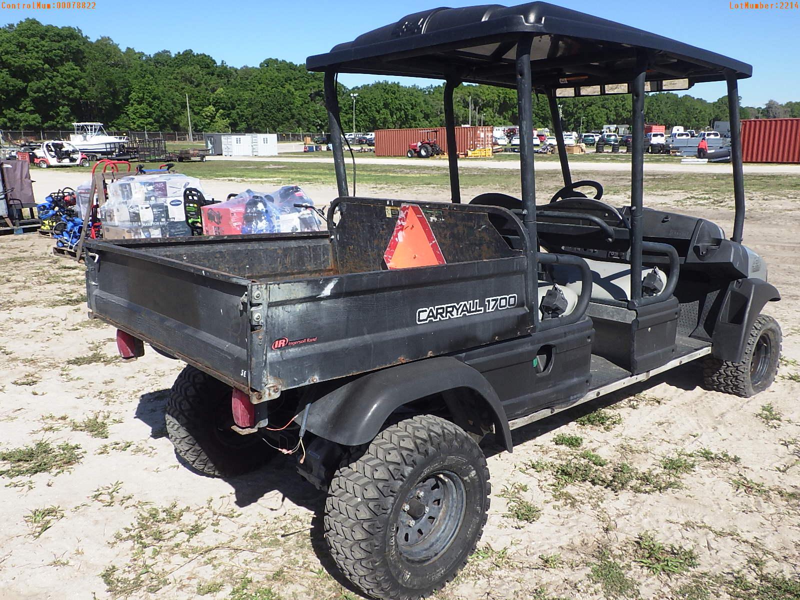 4-02214 (Equip.-Utility vehicle)  Seller:Private/Dealer CLUB CAR CARRYALL 1700 S