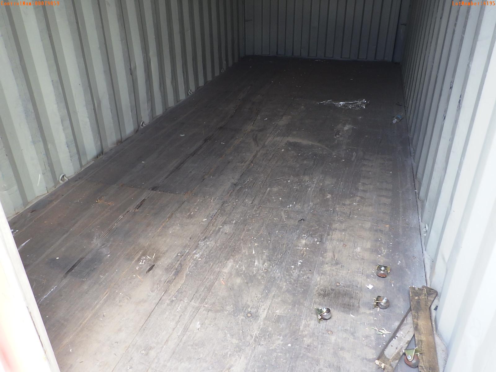 4-04195 (Equip.-Container)  Seller:Private/Dealer 20 FOOT METAL SHIPPING CONTAIN