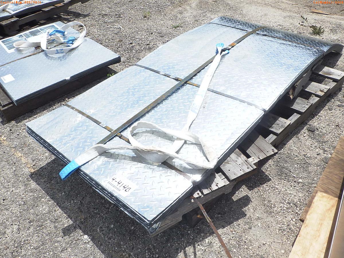 4-04140 (Equip.-Materials)  Seller:Private/Dealer GALVANIZED STEEL DIAMOND PLATE