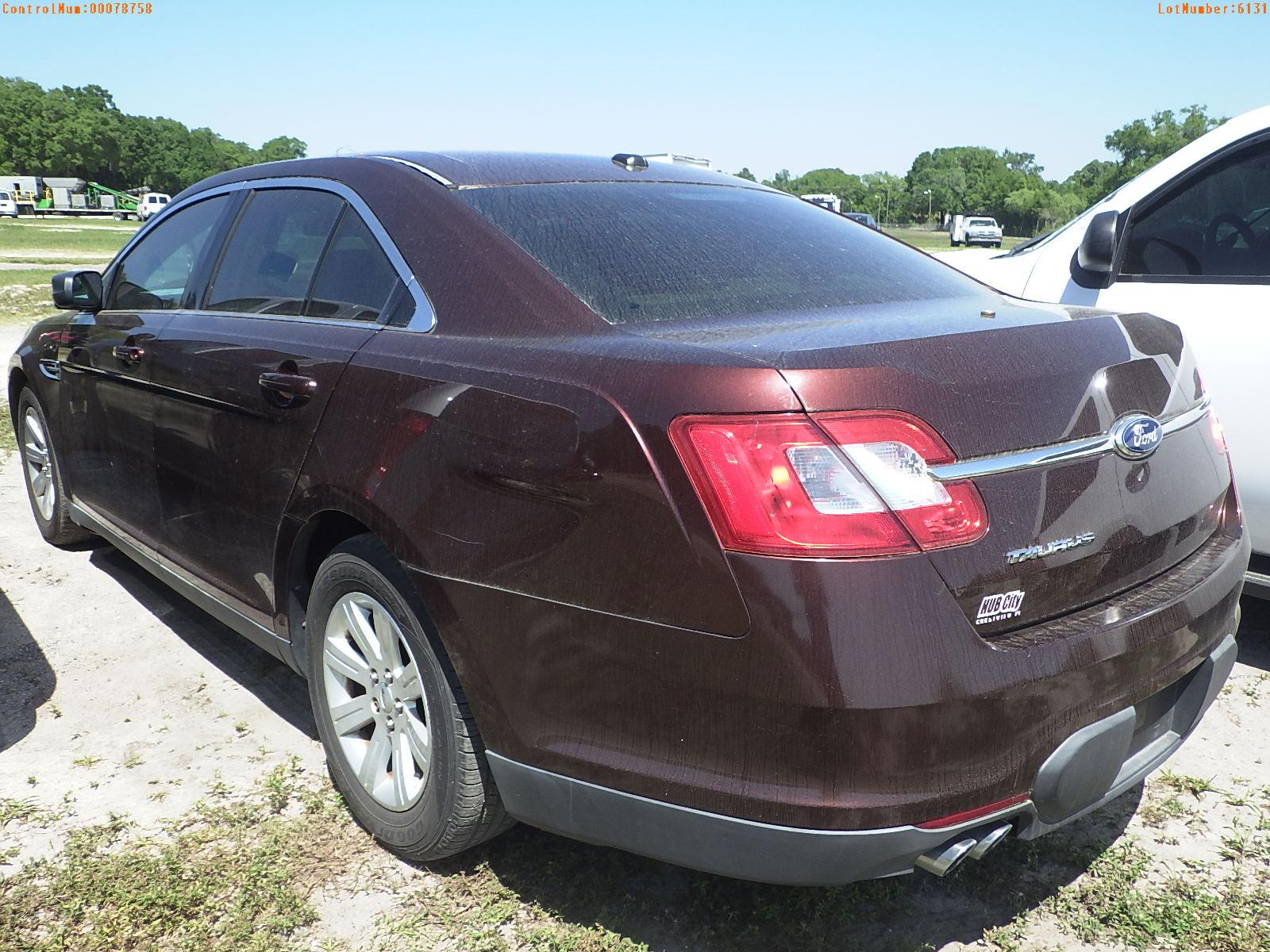 4-06131 (Cars-Sedan 4D)  Seller: Gov-Alachua County Sheriffs Offic 2012 FORD TAU