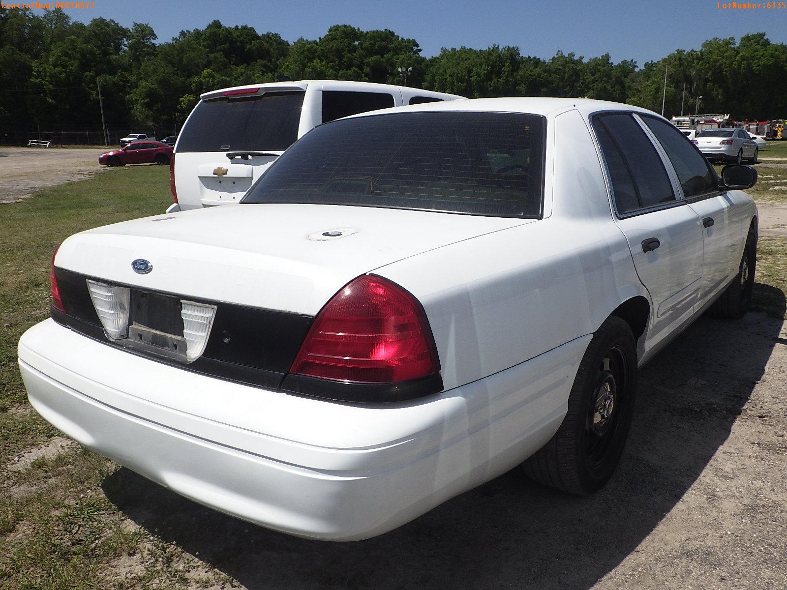 4-06135 (Cars-Sedan 4D)  Seller: Florida State A.C.S. 2007 FORD CROWNVIC