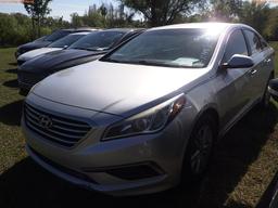 4-07121 (Cars-Sedan 4D)  Seller:Private/Dealer 2017 HYUN SONATA