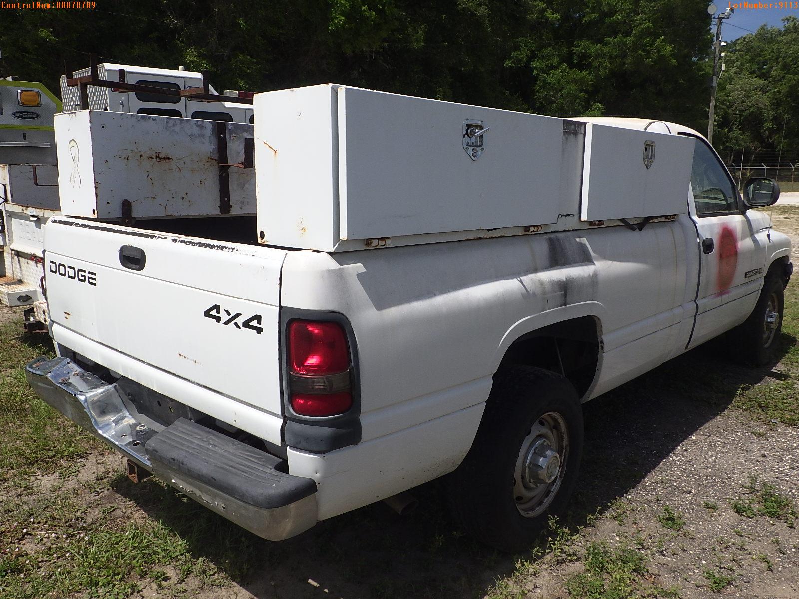 4-09113 (Trucks-Pickup 2D)  Seller: Florida State D.M.A. 2002 DODG 2500