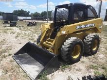 5-01154 (Equip.-Loader skid steer)  Seller:Private/Dealer JOHN DEERE 260 RUBBER