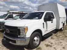 5-09110 (Trucks-Pickup 2D)  Seller:Private/Dealer 2017 FORD F350