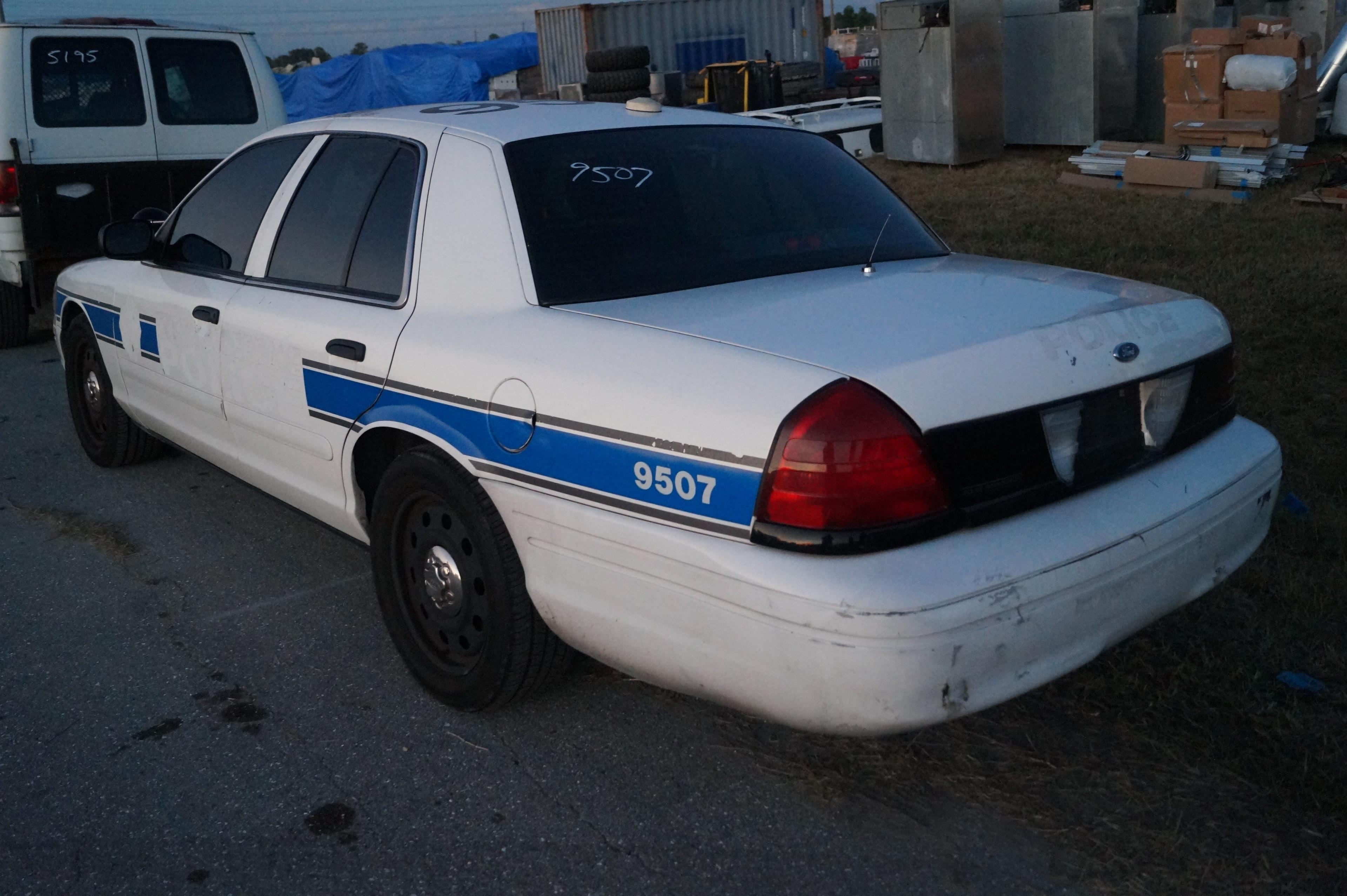 2008 Ford Crown Victoria Police Cruiser