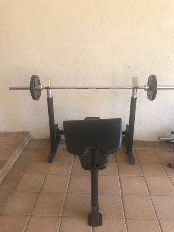 Incline and Decline Weight Bench With Accessories