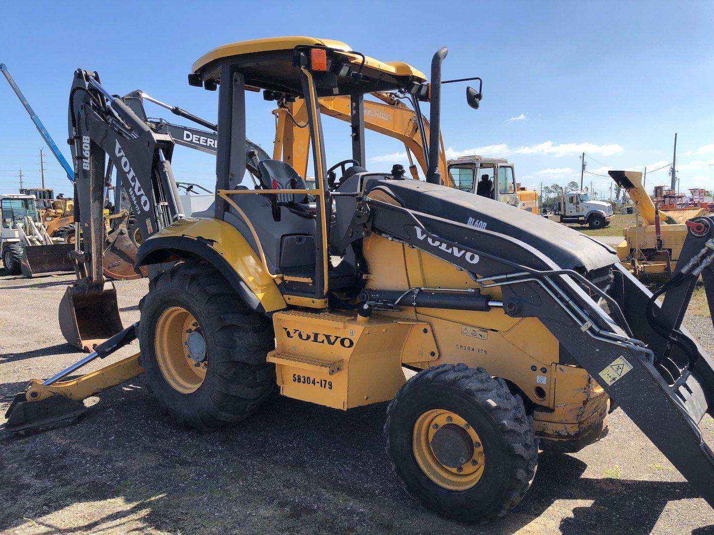 2013 Volvo BL60B 4x4 Loader Backhoe