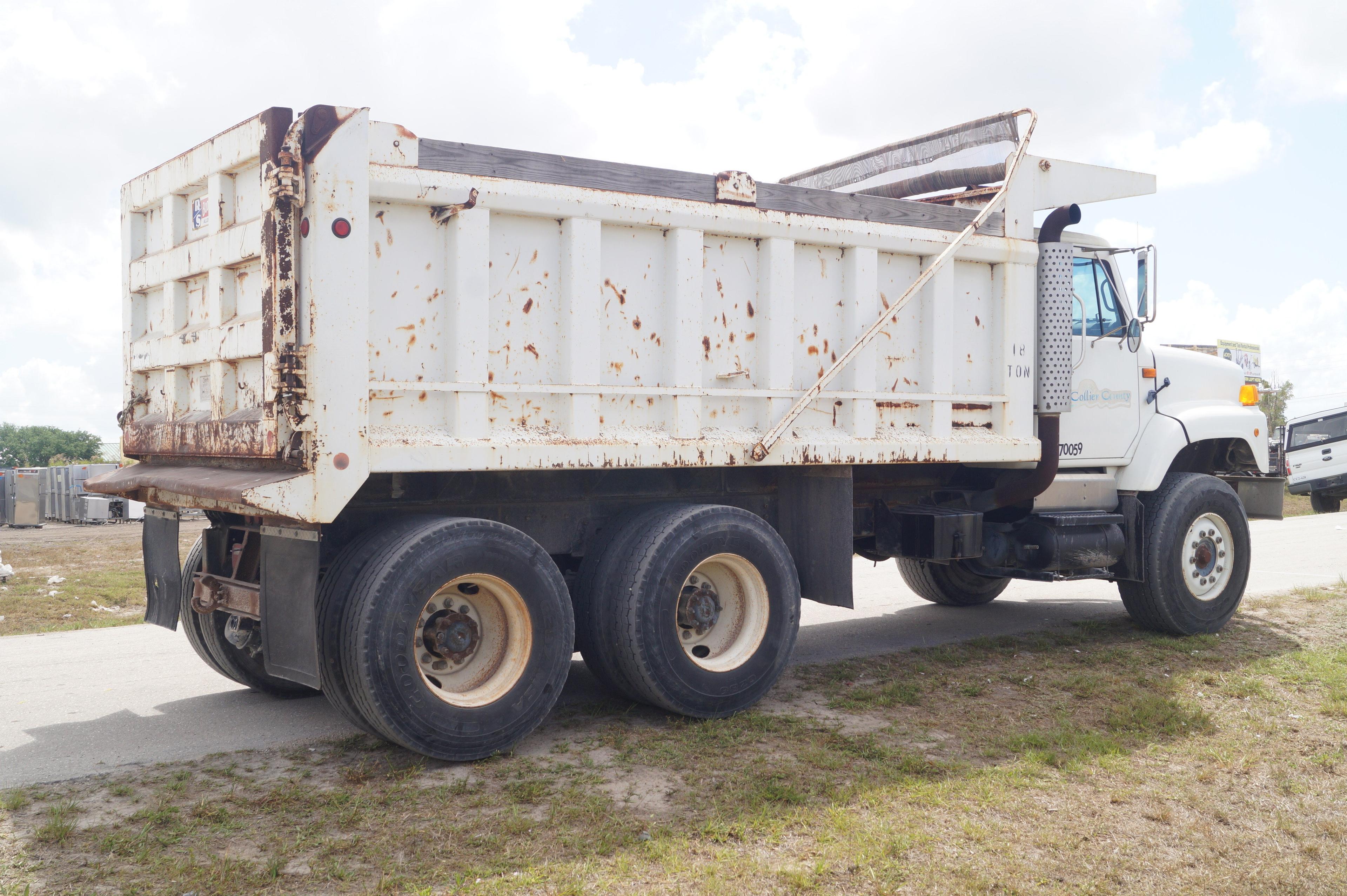 1998 International 2654 16-Yd. T/A Dump Truck