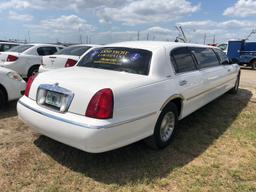 1999 Lincoln 6 Passenger Stretch Limousine