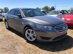 2015 Ford Taurus 4 Door Sedan