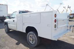 2002 Chevrolet Silverado 2500HD Service Truck