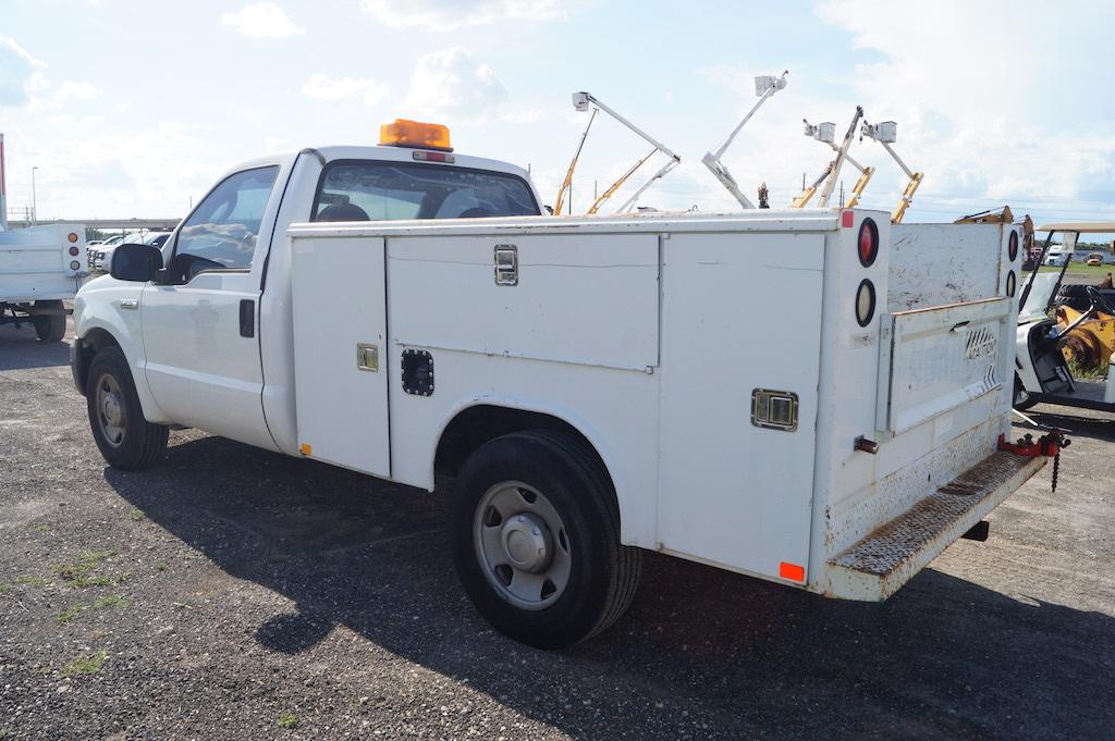 2005 Ford F-250 XL Super Duty Service Truck