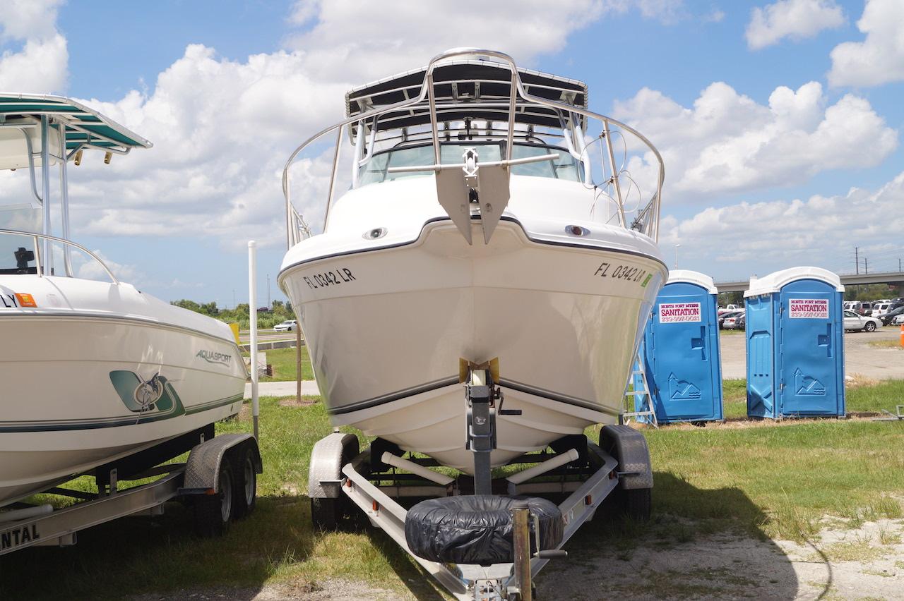 2002 Sailfish 234 Walk Around Cuddy Cabin Boat