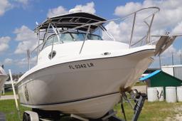 2002 Sailfish 234 Walk Around Cuddy Cabin Boat