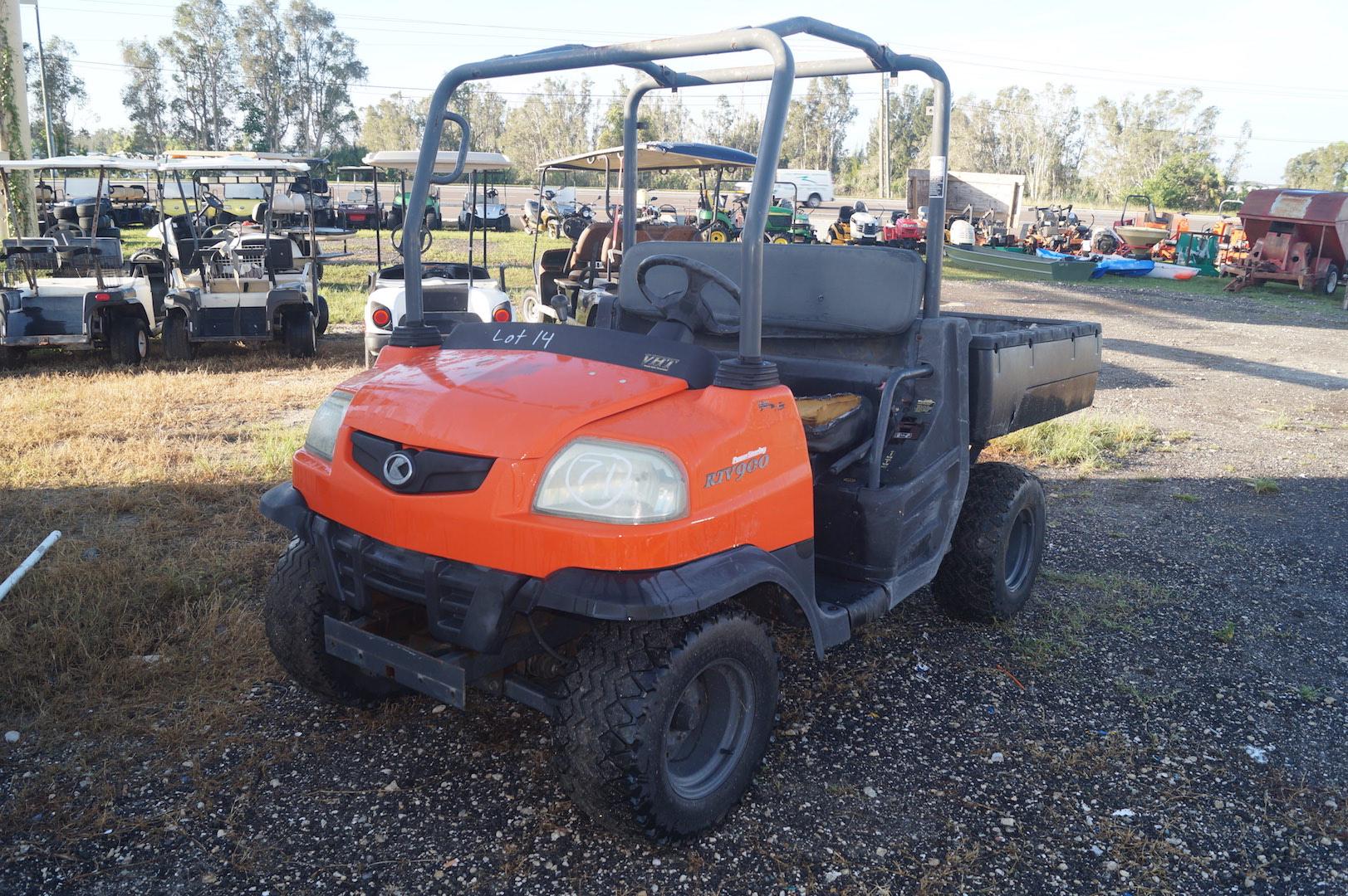 Kubota RTV900 4x4 Diesel Hydraulic Dump UTV