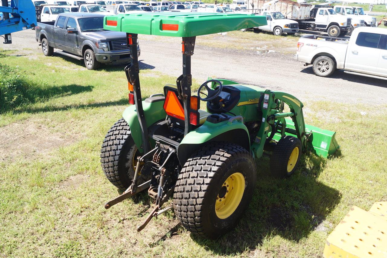 John Deere 4520 Front End Loader Tractor