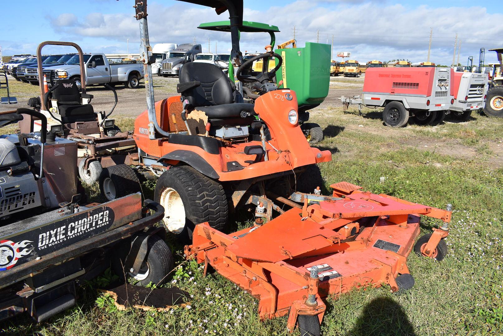 Kubota F3680 Commercial Front Mower