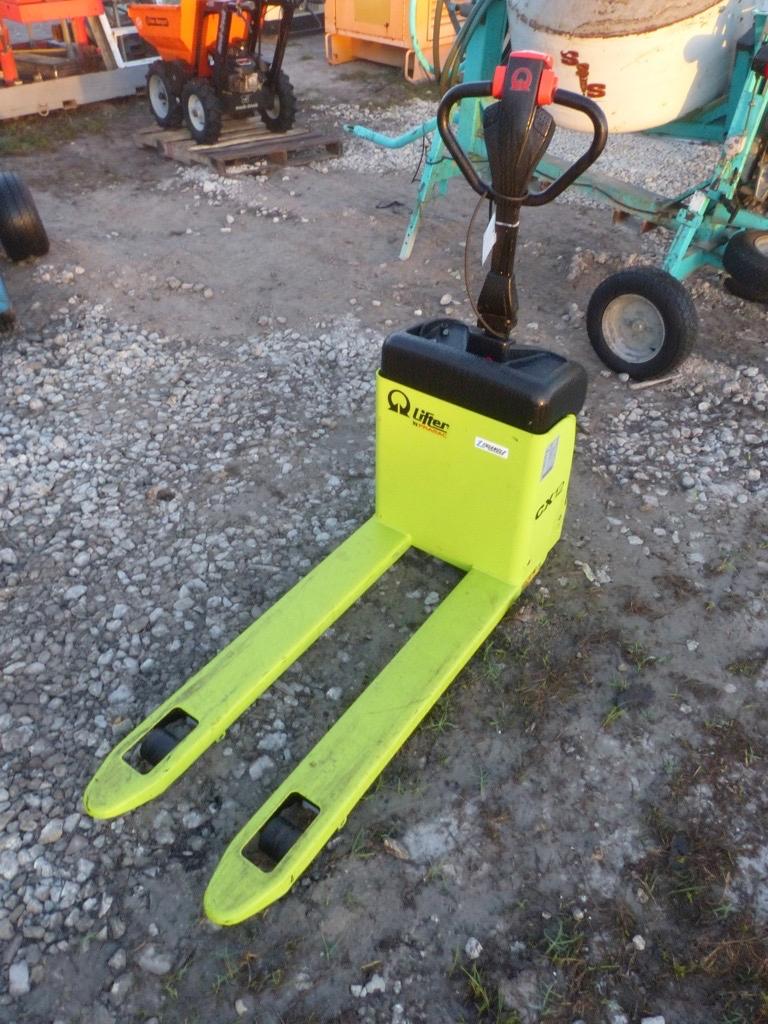 CX 12 Electric 2600 pallet Jack