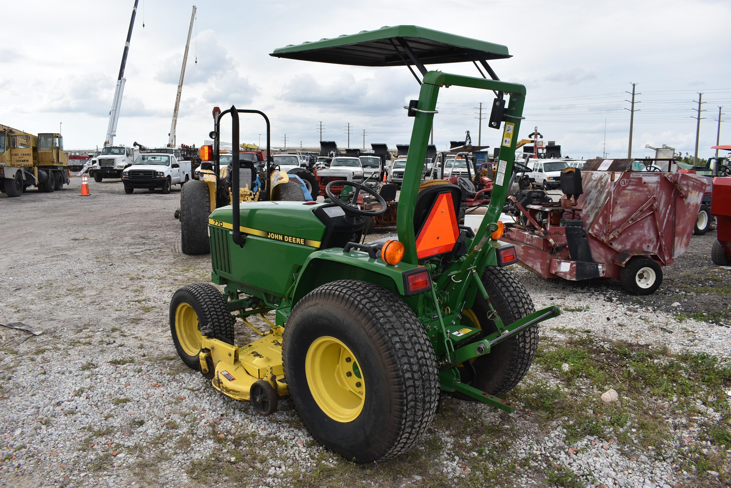 John Deere 770 Utility Tractor
