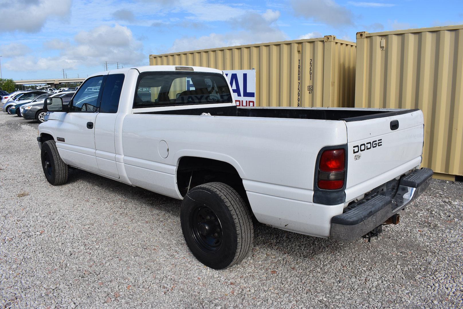 2002 Dodge Ram 2500 Extended Cab Pickup Truck