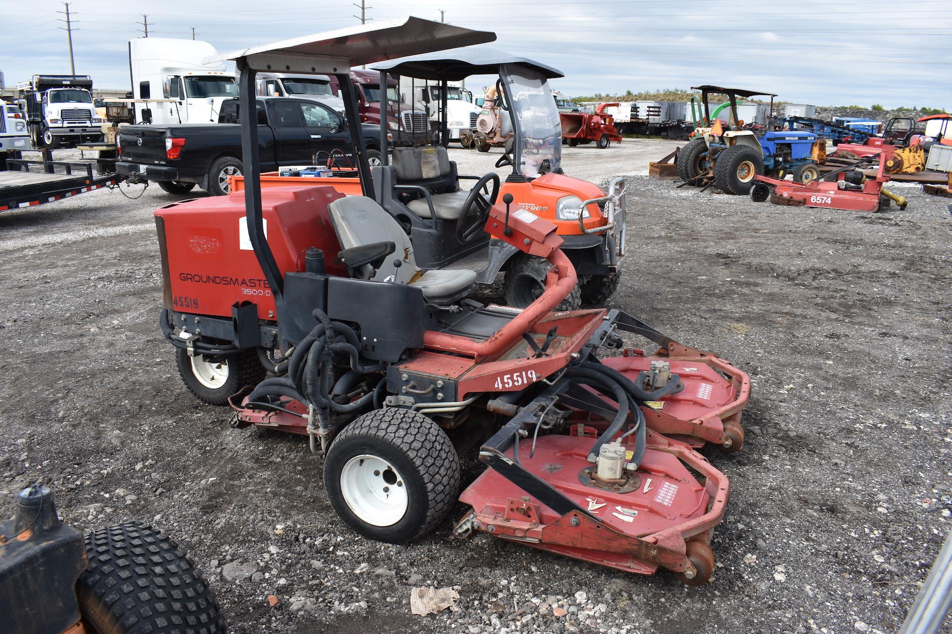 Toro Groundsmaster 3500D Triplex Rotary Commercial Mower