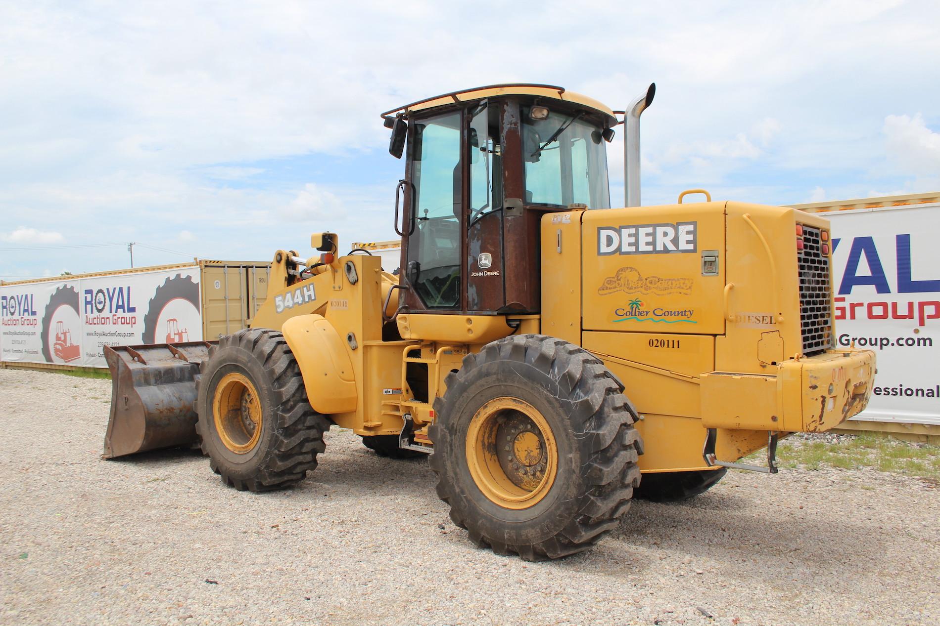 John Deere 544H Articulated Wheel Loader