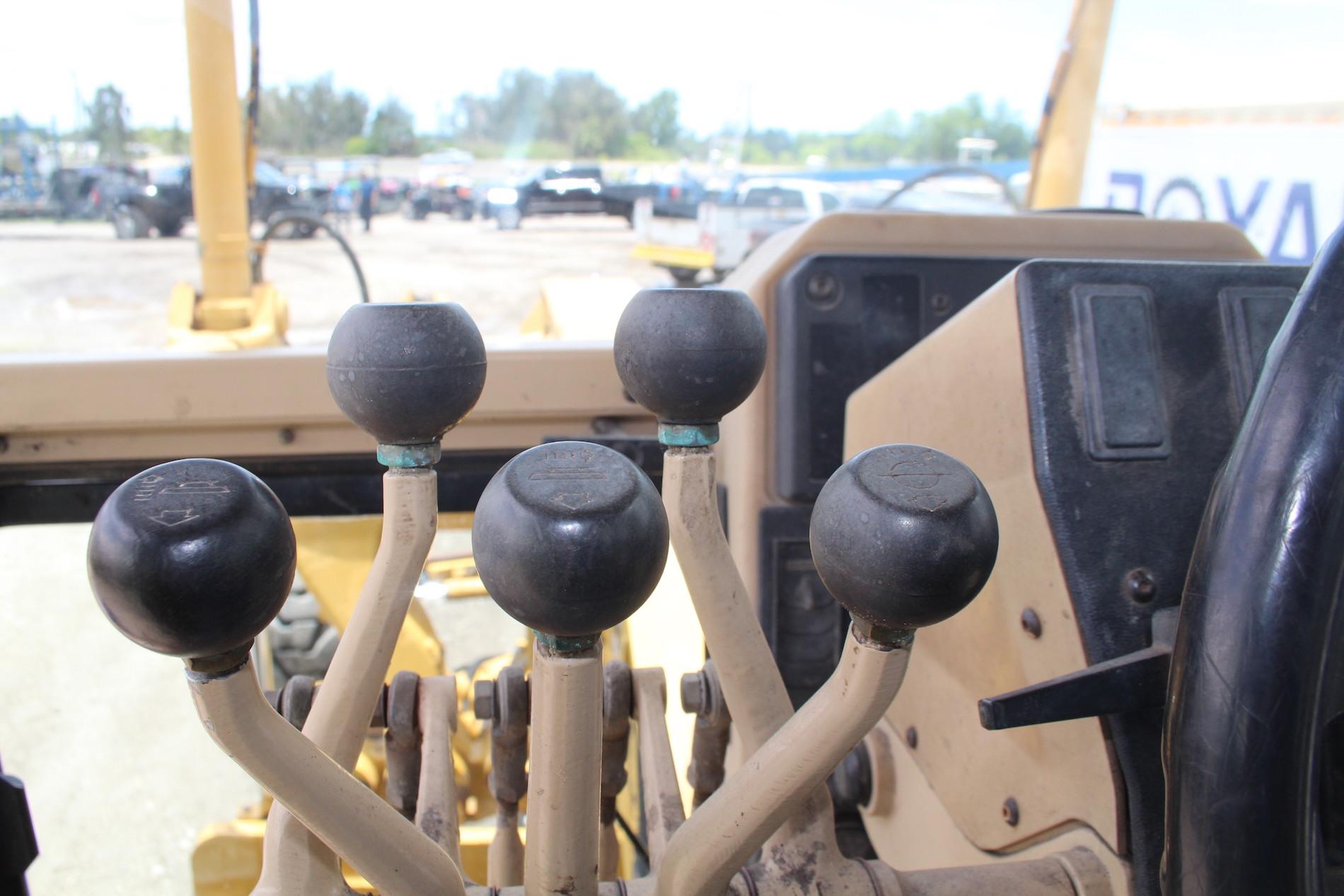 2007 Caterpillar 12H 6x6 Motor Grader