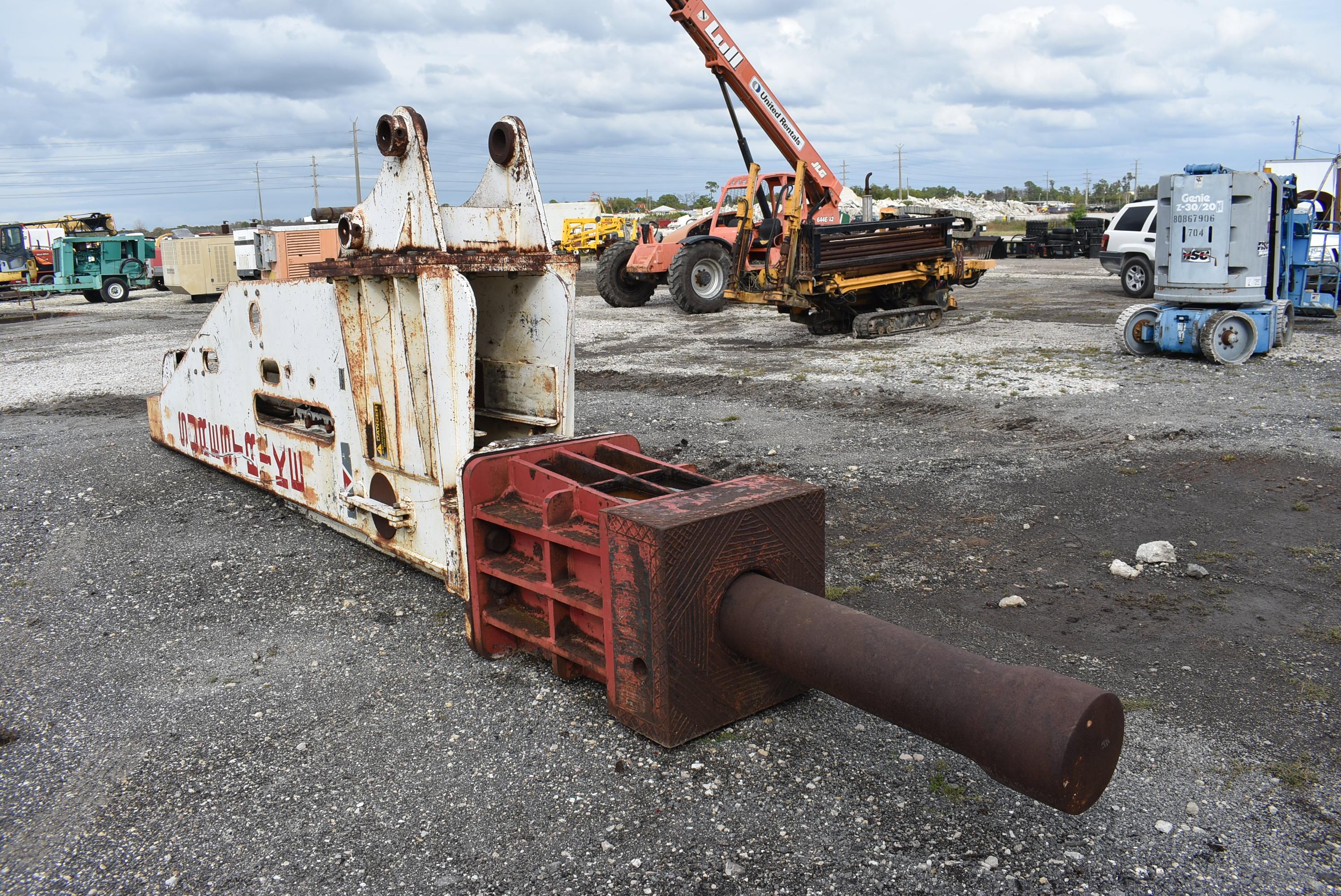 SureStrike 4000 Impact Hammer Boulder Crusher