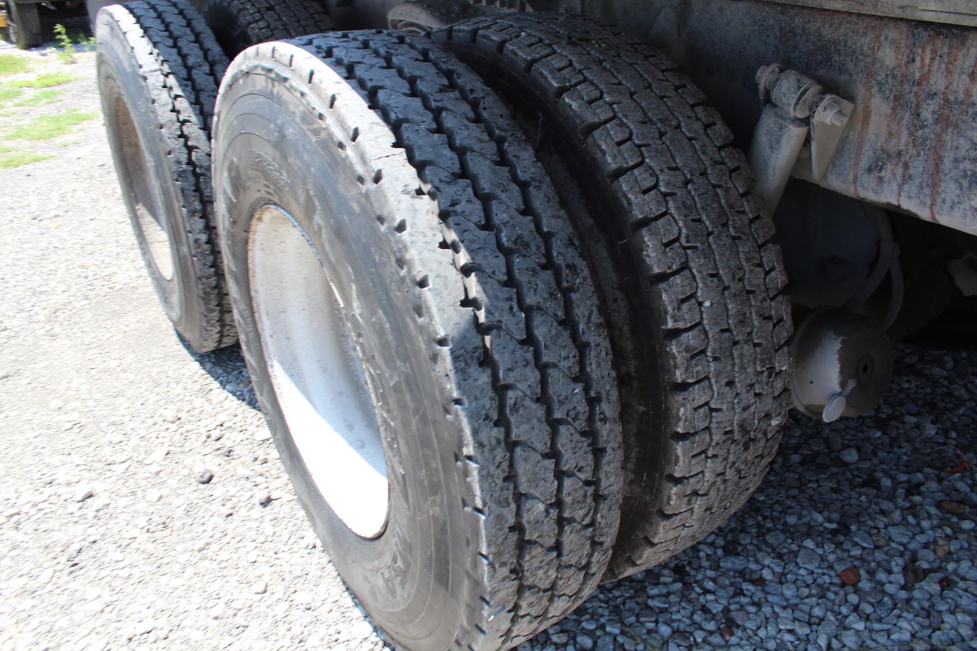 2005 Sterling LT9500 Tri-Axle Dump Truck