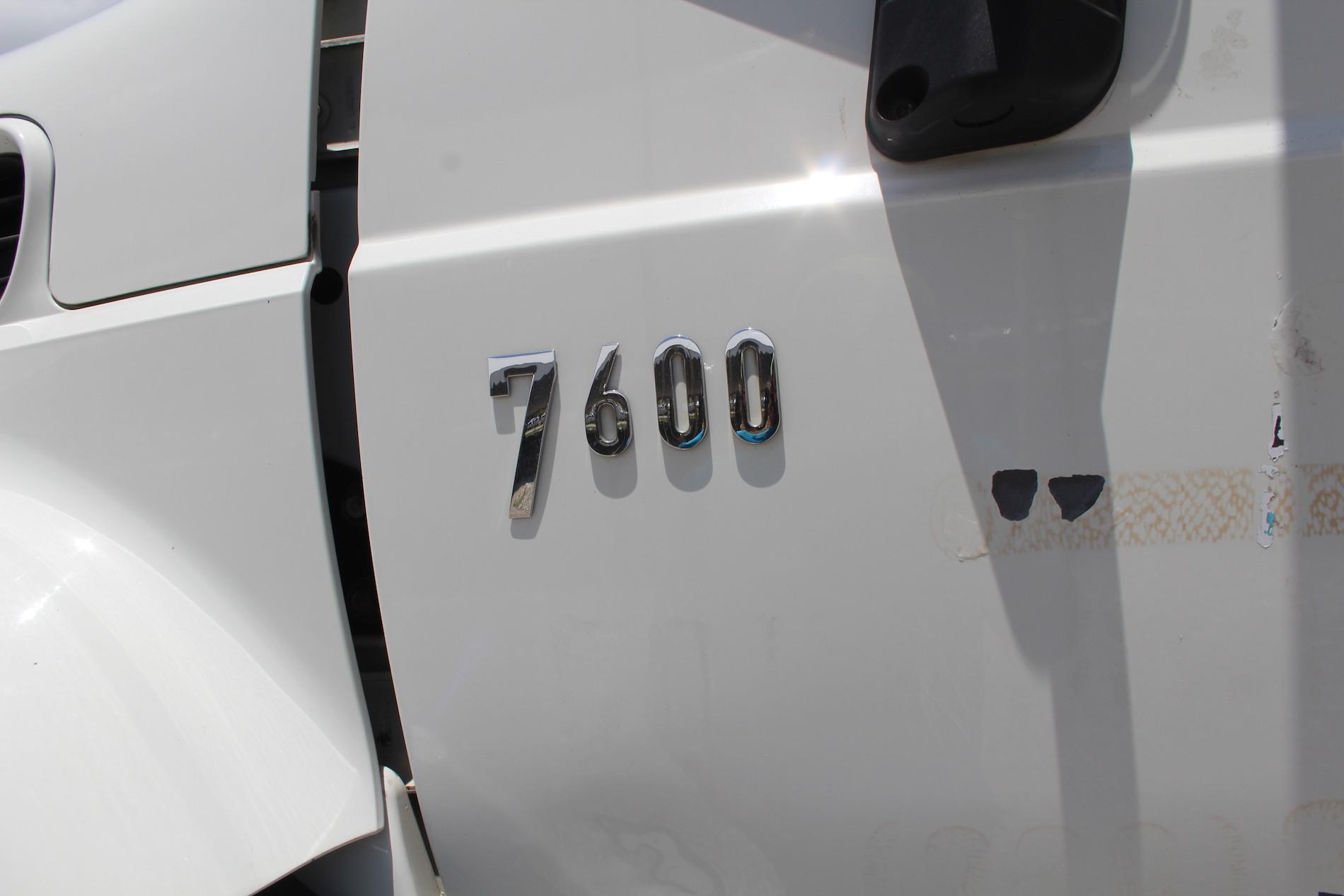 2006 International 7600 T/A Dump Truck