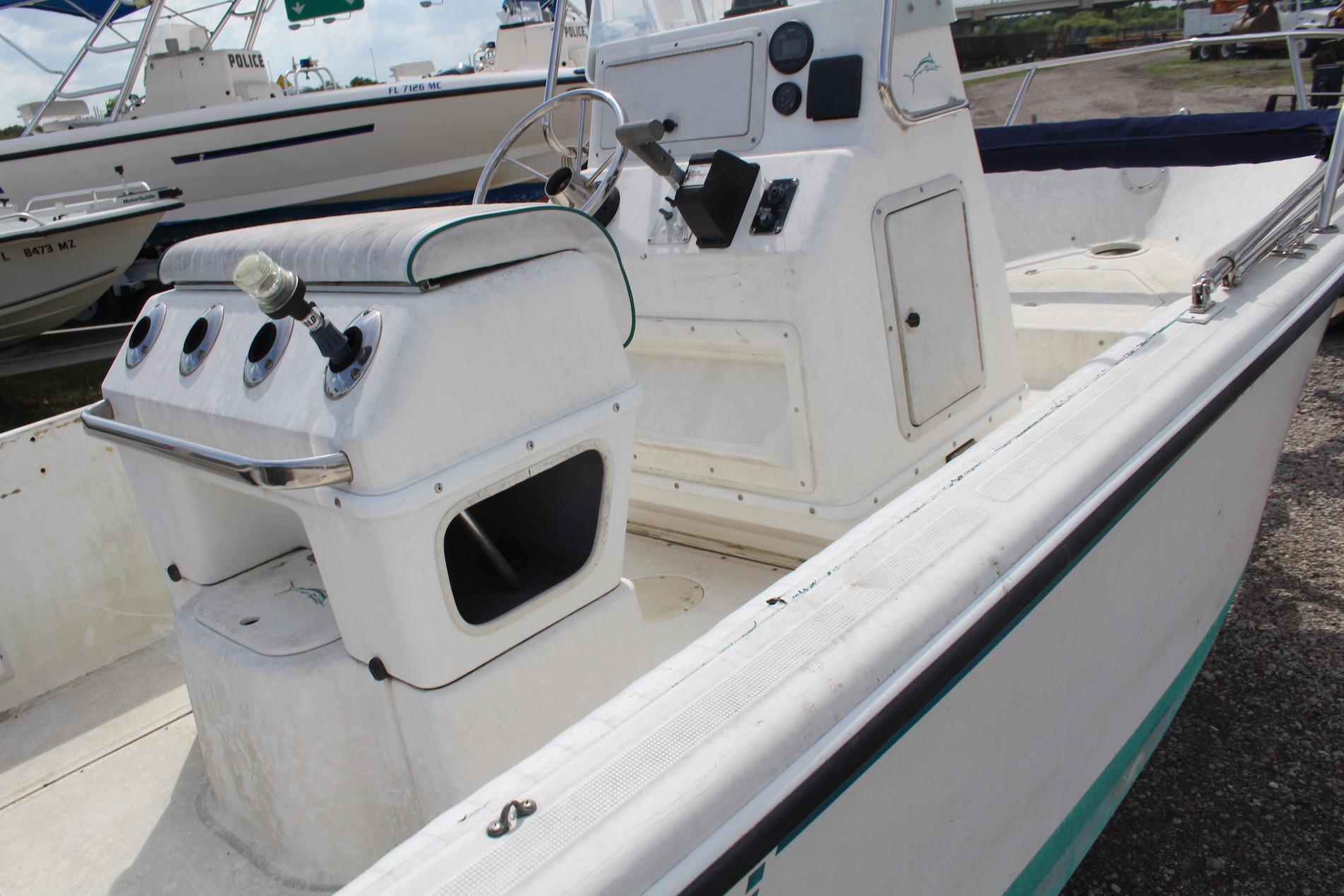 1996 Marlin 170 16.5ft Center Console Boat