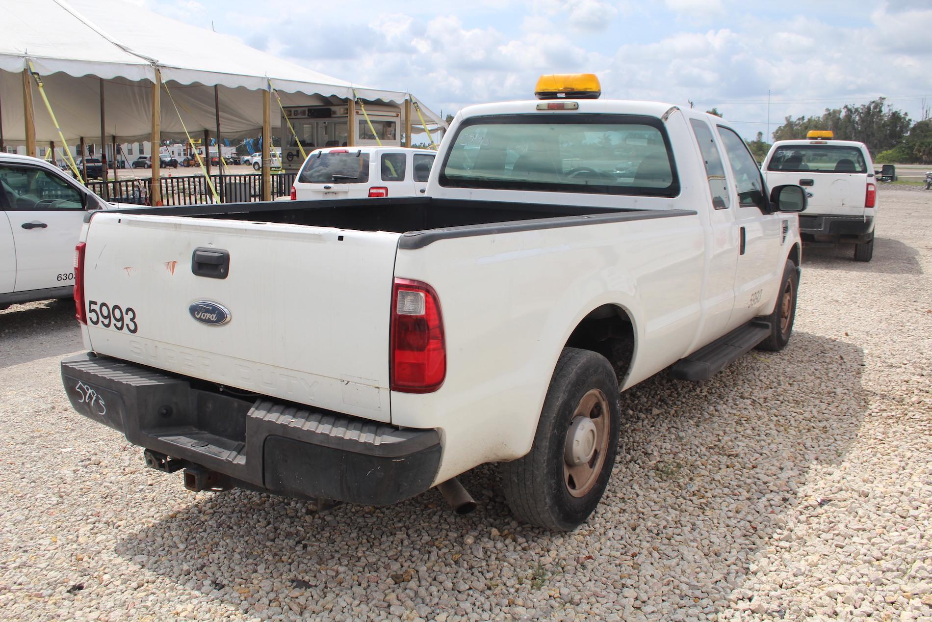 2008 Ford F-250 XL Super Duty Ext Cab Pickup Truck