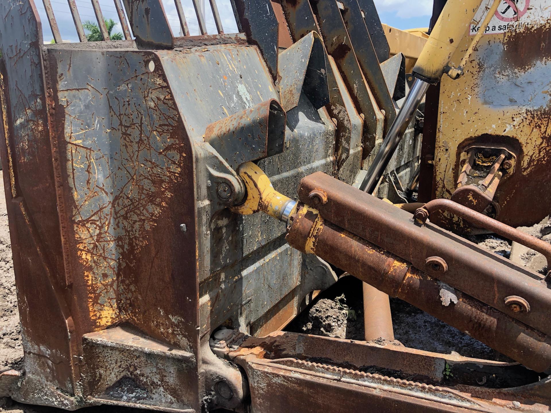 2008 Komatsu D275AX- 5E SL Crawler Dozer