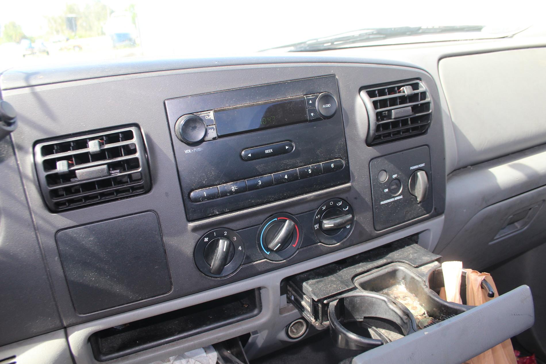 2005 Ford F-250 Super Duty Service Truck