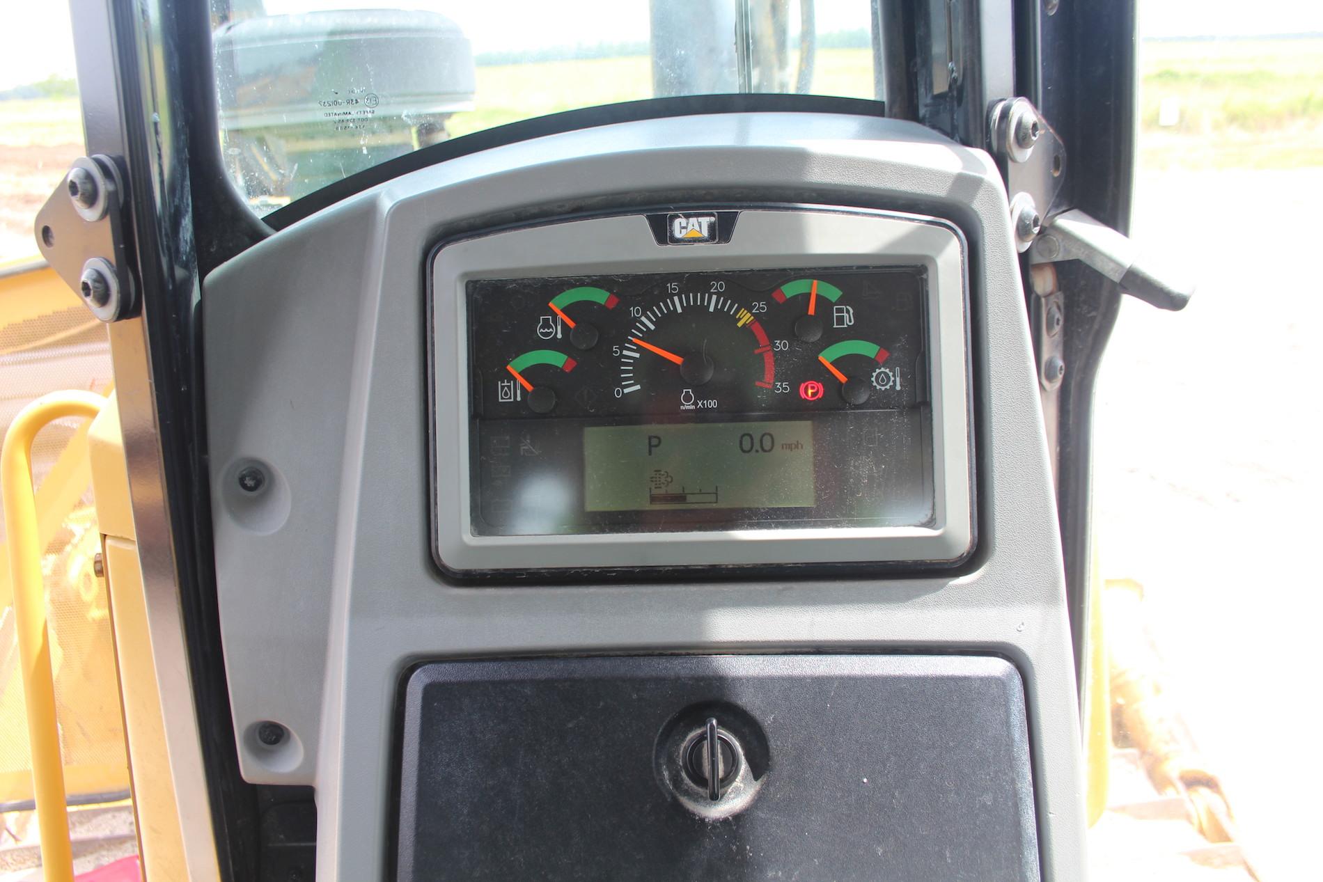 2012 Caterpillar D8T Crawler Tractor Dozer