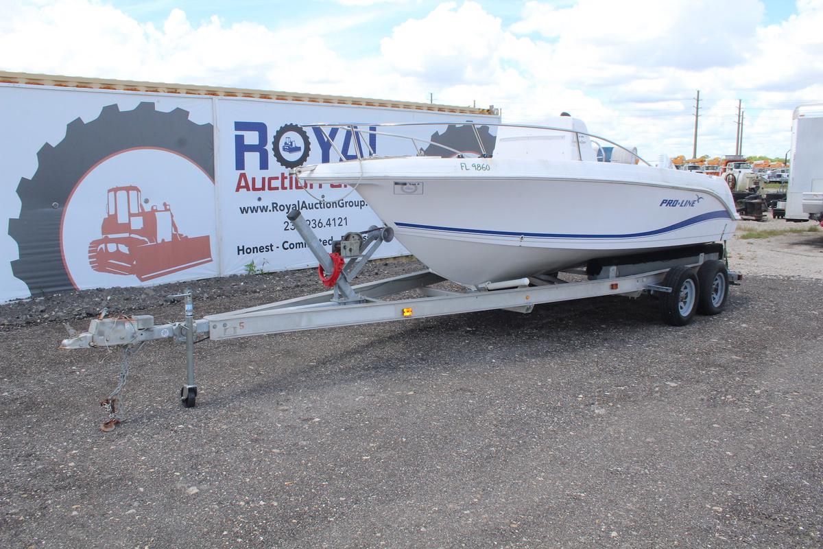 2004 Pro-Line 19ft 2in Fiberglass Center Console Boat