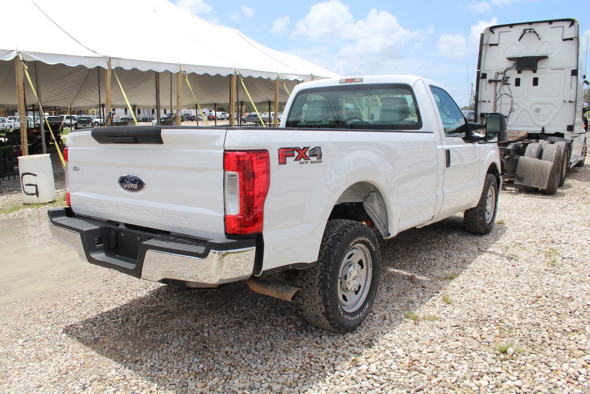 2013 Ford F-350 XL Super Duty Pickup Truck