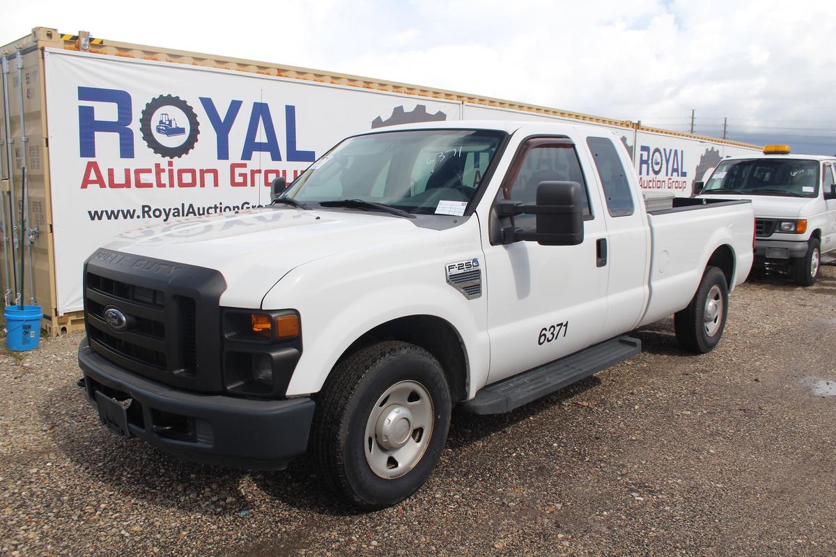 2009 Ford F-250 Extended Cab Lift Gate Pickup Truck