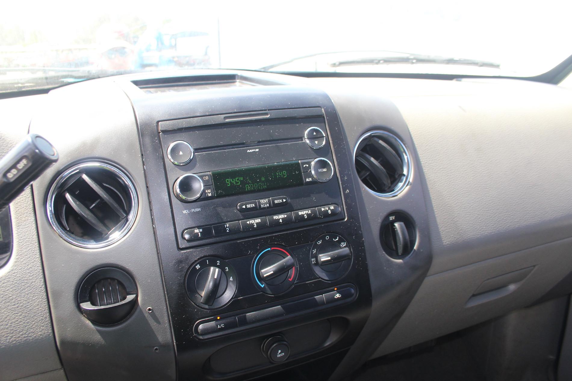 2008 Ford F-150 XLT 4x4 Extended Cab Pickup Truck