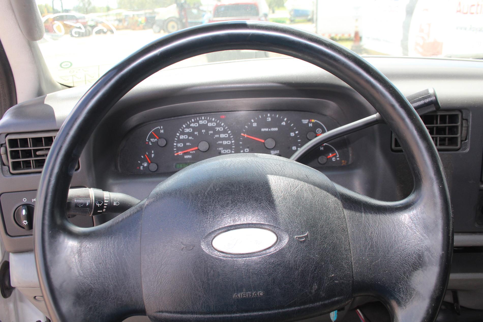 2003 Ford F-250 Super Duty Pickup Truck