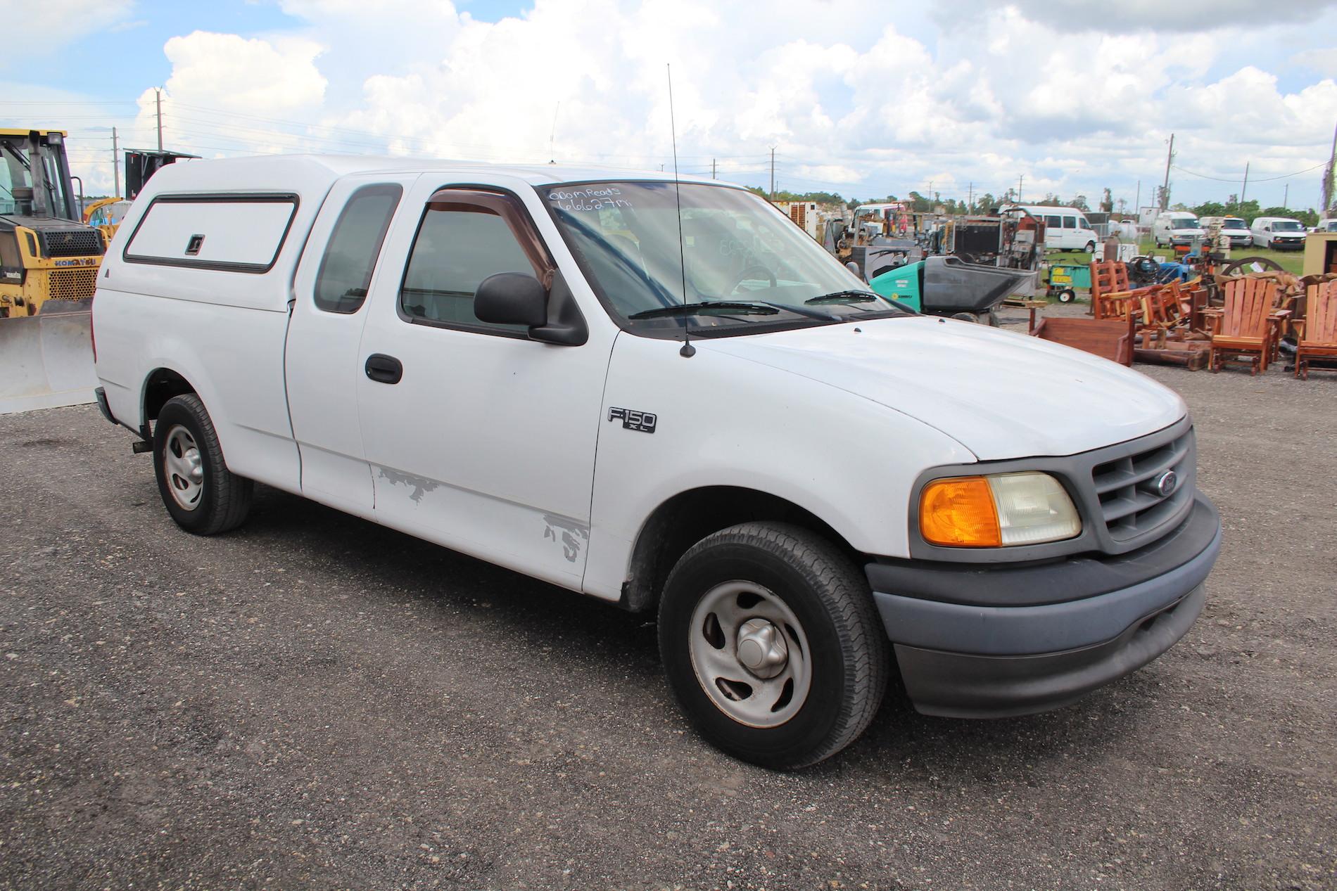 2004 Ford F-150 Heritage Extended Cab Pickup Truck