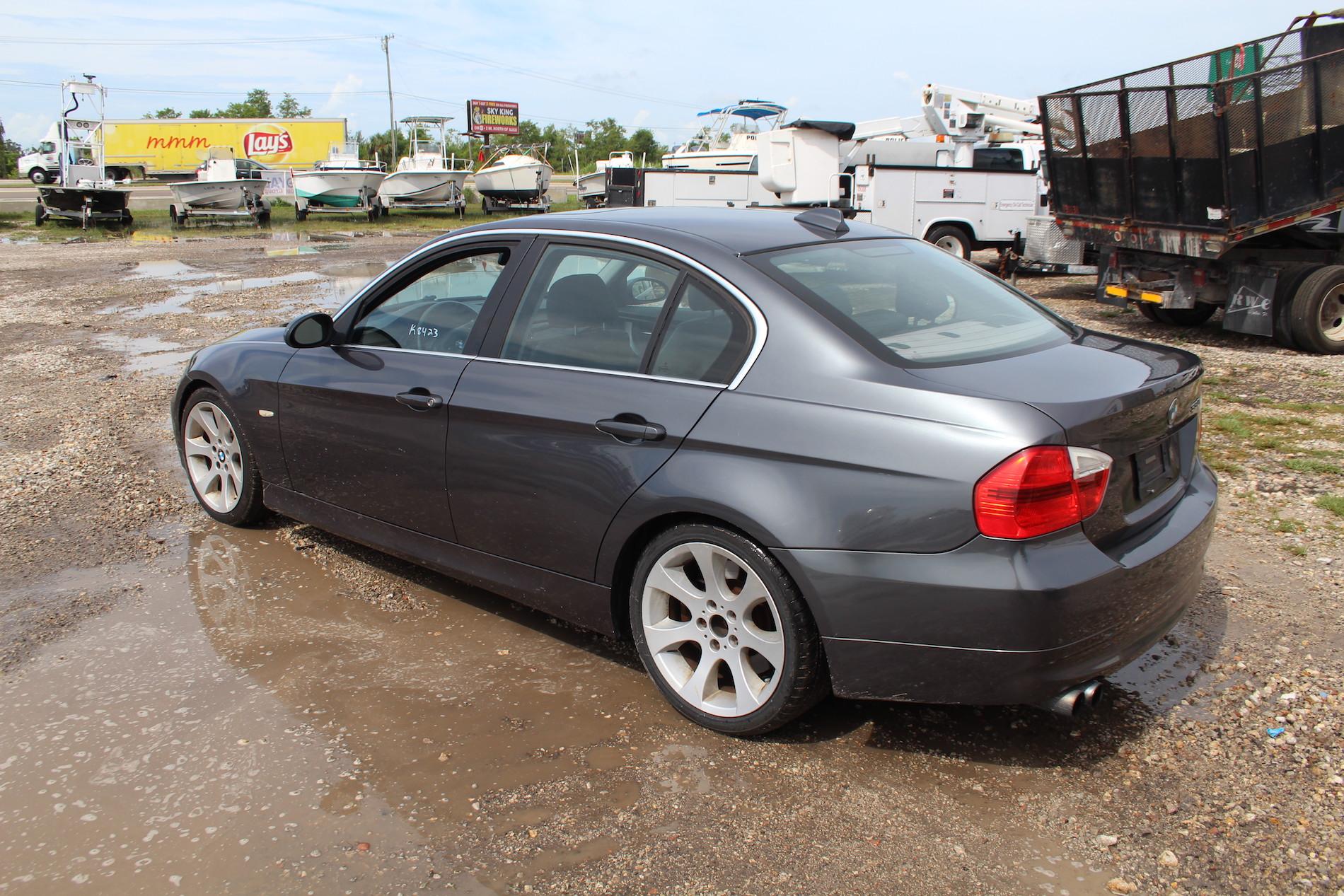 2006 BMW 330i 4 Door Sedan