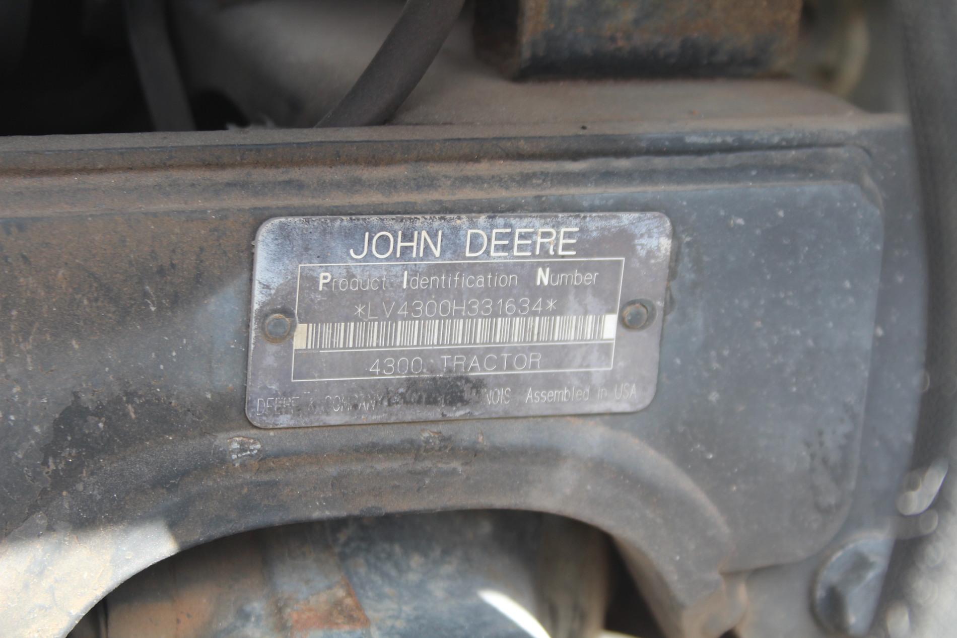 2006 John Deere 4300 Front End Loader Tractor