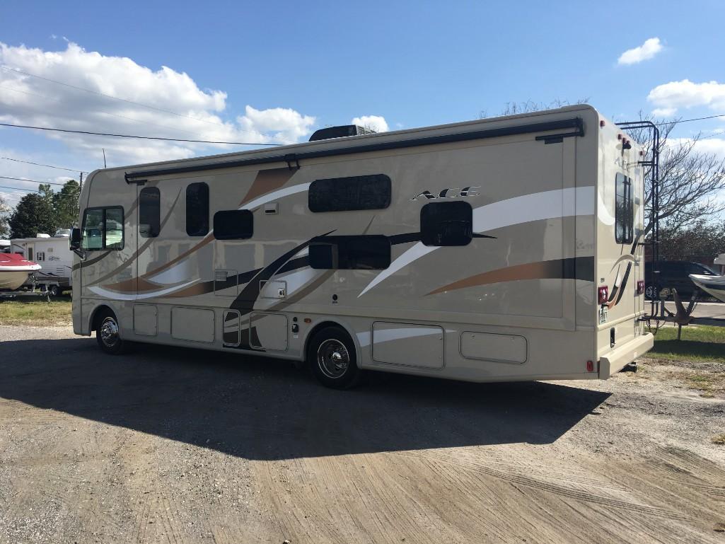 2016 Thor ACE 30.2 Class A Bunkhouse