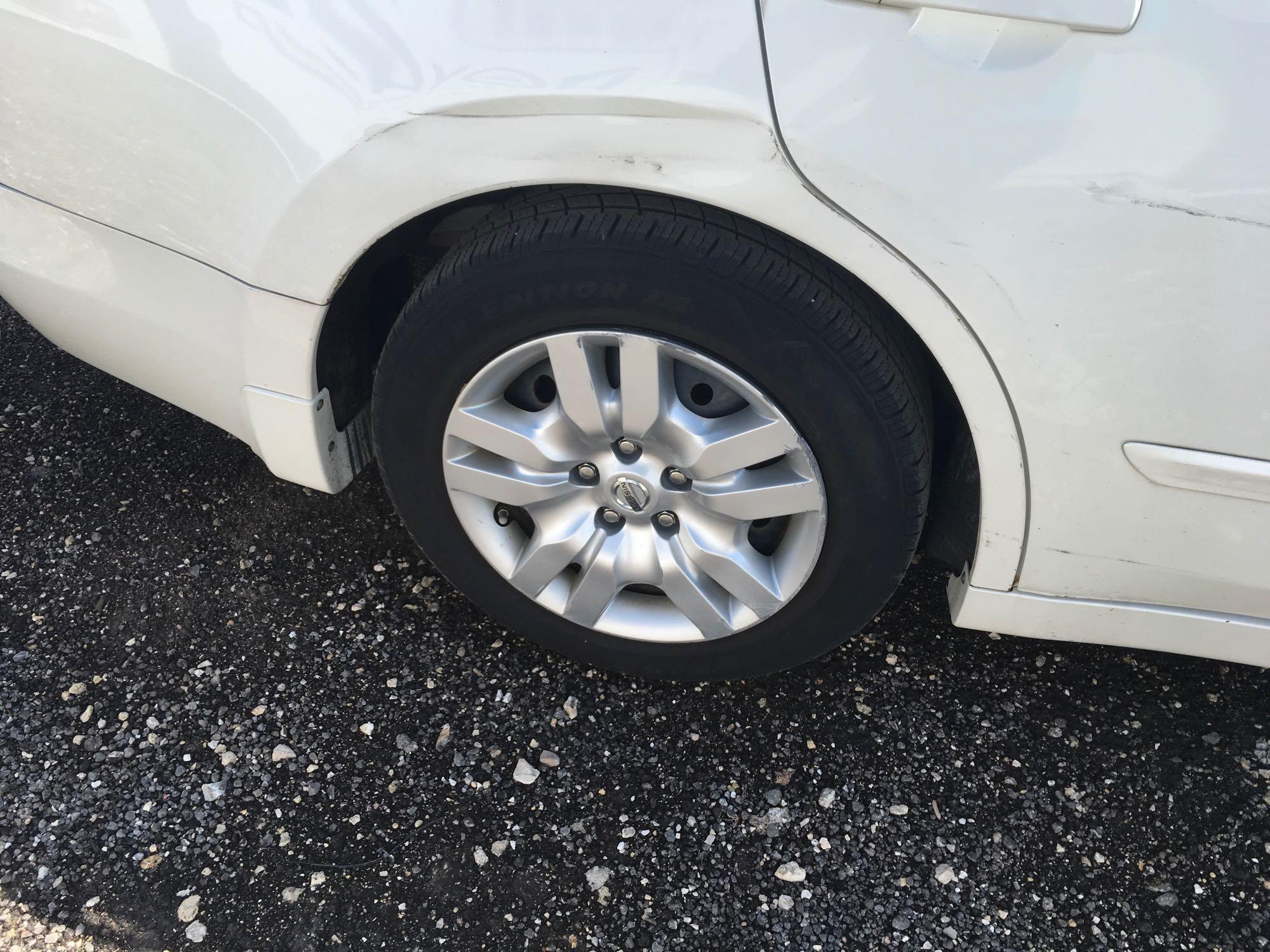 2010 Nissan Altima 4 Door Sedan